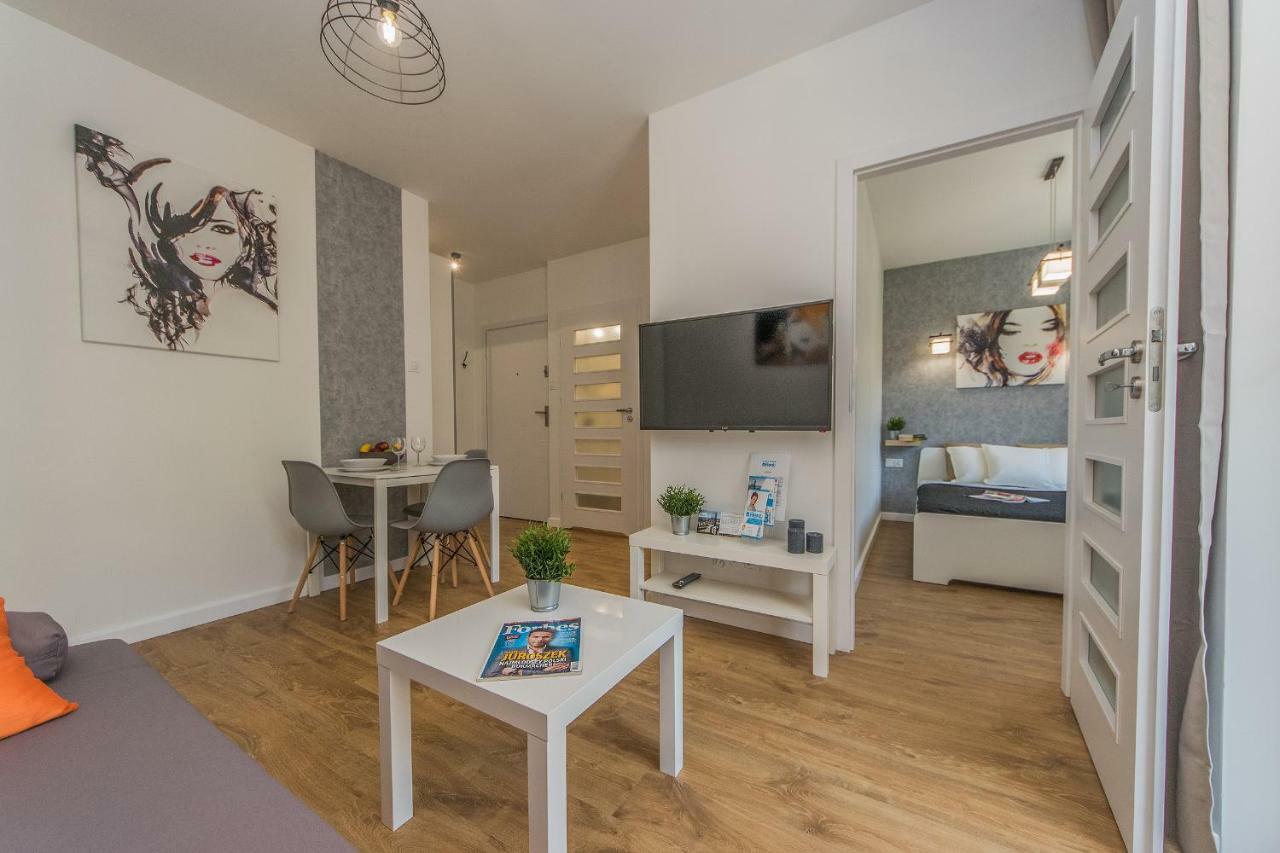 Glow Apartments, Apartmenty Nowa Leborska Gdansk Luaran gambar